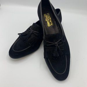 Winter and dress up time are coming...COVID or not